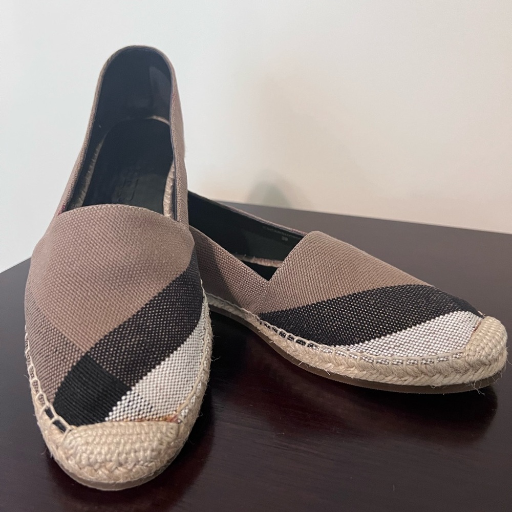 Burberry Taupe and Black Check Canvas Espadrilles - Picture 2 of 7